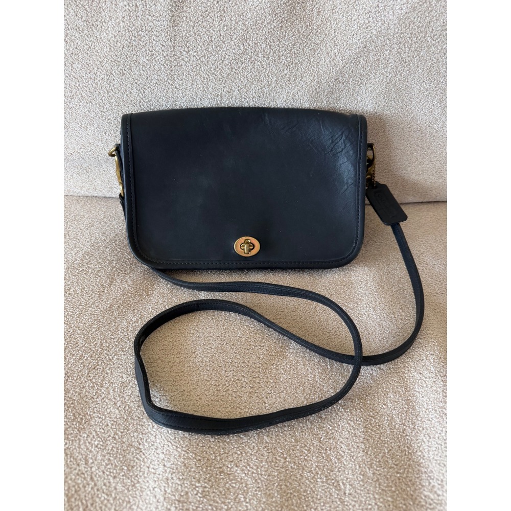 Vintage Coach Bag Penny Pocket Purse 9755 Black Leather with Strap and Hang Tag